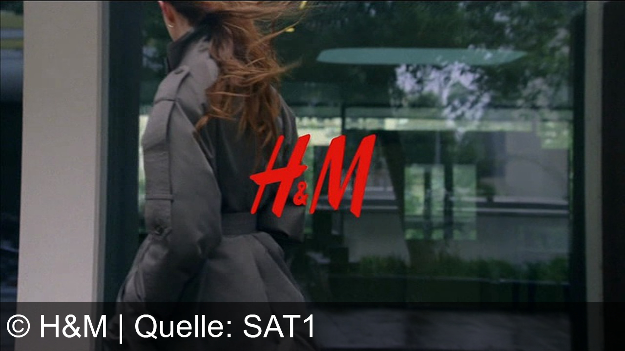 TV Werbung h&m - H&M: Mit grauem Mantel und schwarzen Boots stilvoll durch die Stadt – entdecke deinen Look!