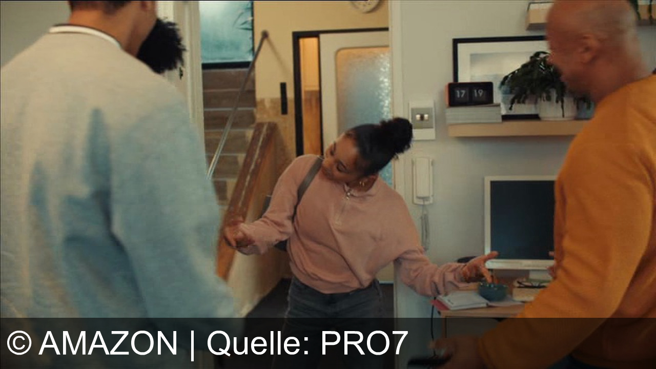 TV Werbung amazon - Recruiting bzw. Employer-Branding made by Amazon: Bei Amazon bieten wir unseren Mitarbeitern bis zu 8000 Euro für Aus- und Weiterbildung. Damit sie sich nützliche Fähigkeiten aneignen können. Für die Arbeit und zu Hause.