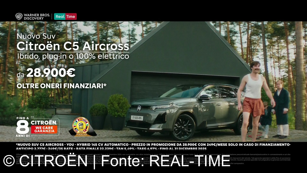 TV Werbung citroën - Sogno ad occhi aperti in C5-Aircross: Nuovo SUV Citroën C5 Aircross: ibrido, plug-in o 100% elettrico. Sogna in grande, viaggia con stile, da 28.900€. Citroën, WE CARE.