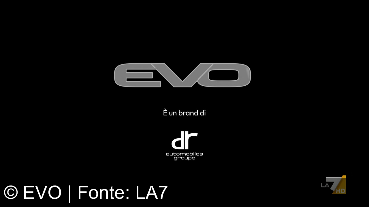 TV Werbung evo - Scopri la nuova EVO 6 di DR Automobiles Groupe: design accattivante, tecnologia avanzata, ora tua a 27.900€ con 2.000€ di sconto. EVO 6, libertà senza compromessi!