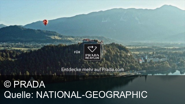 TV Werbung prada - Prada ReNylon project heads to Slovenia with Amanda Gorman and Arthur Huang. I think all that trash that we throw away should never be considered as waste. These are actually valuable resources. Instead of using oil, use waste. So we are able to reproduce pre-steam nylon exactly like from oil. It goes beyond just that circular system. It's about the story behind the product because that story will change the world.