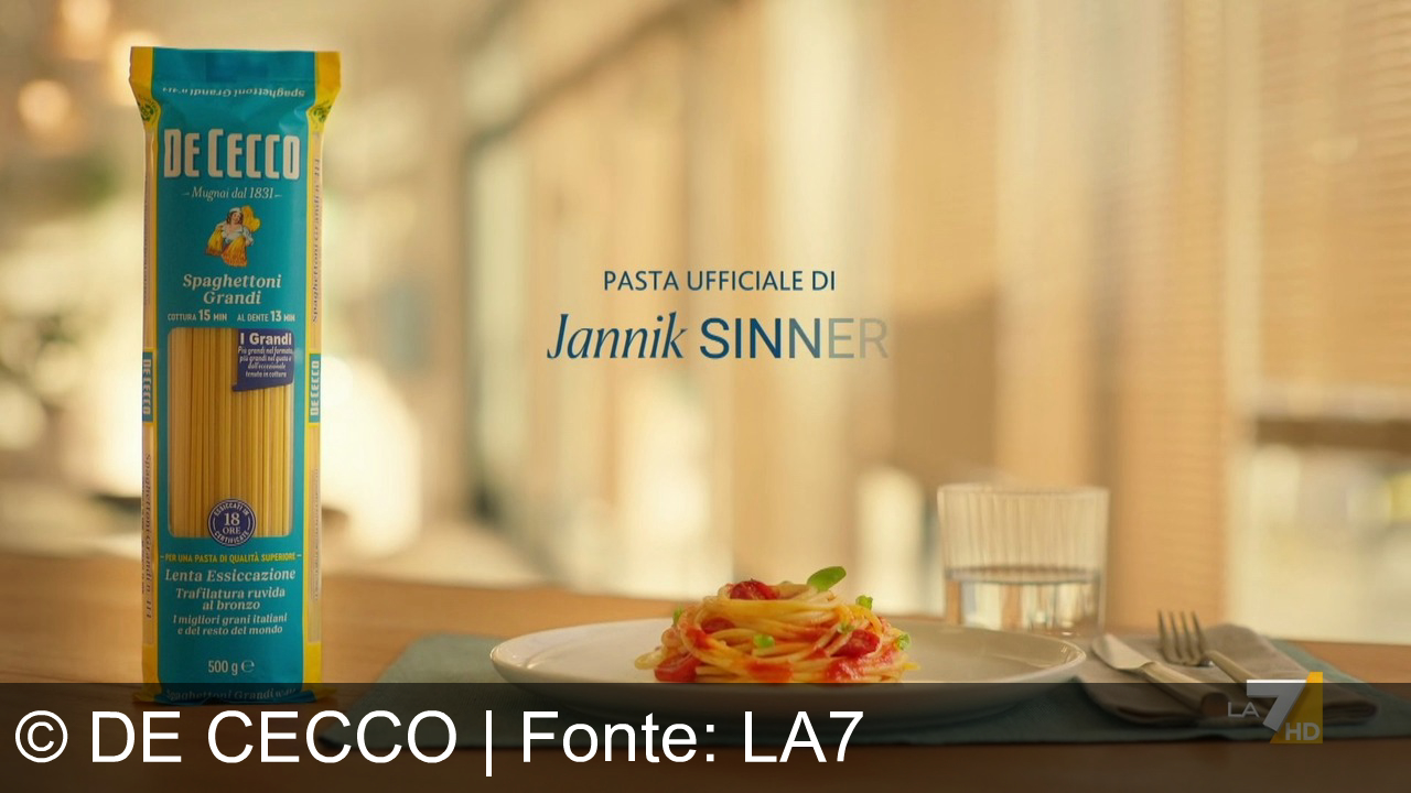 TV Werbung de cecco - De Cecco: la pasta ufficiale di Jannik Sinner. Il colpo vincente è la semola grana grossa per una perfetta tenuta in cottura. Io e De Cecco siam fatti della stessa pasta.