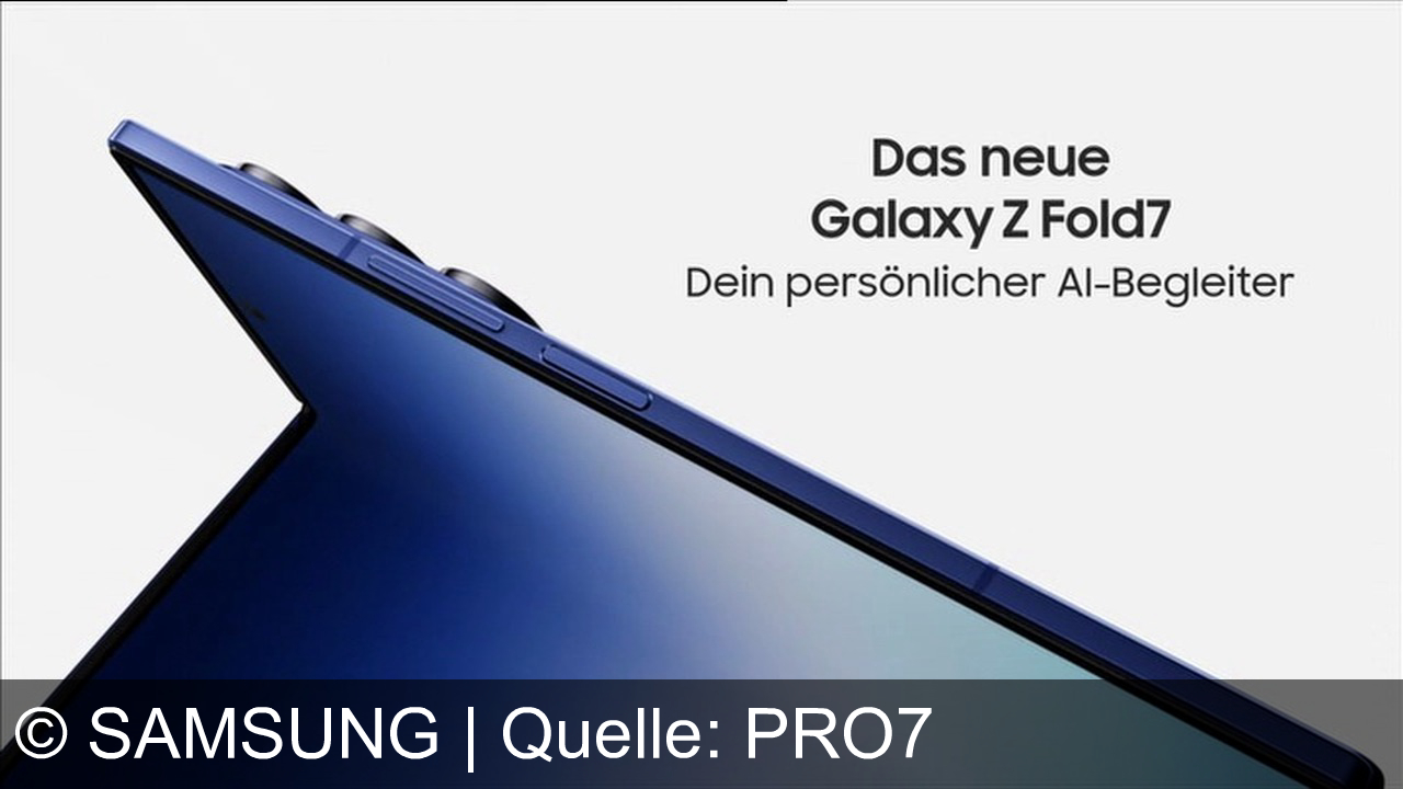 TV Werbung samsung - Entdecke das neue Samsung Galaxy Z Fold7 – mit Gemini als deinem persönlichen AI-Begleiter. Shopping, Beratung, Innovation – alles in deiner Hand! Wie entscheiden wir uns? Warte, ich habe eine Idee. Gemini, meine Haut ist trocken, aber klebrig von der Hitze. Was hier könnte helfen? Ich sehe ein leichtes Serum, das perfekt für deine Haut wäre. Okay, sieht gut aus.