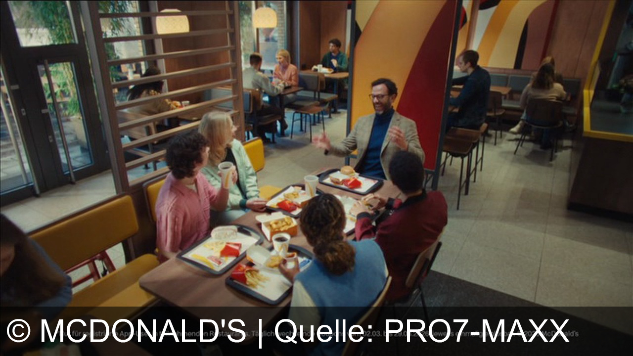 TV Werbung mcdonald's - MyMcDonald's Oster-Countdown: 28 Tage, 28 App-Deals wie der McChicken Classic für 2,50€. Run, don't walk!