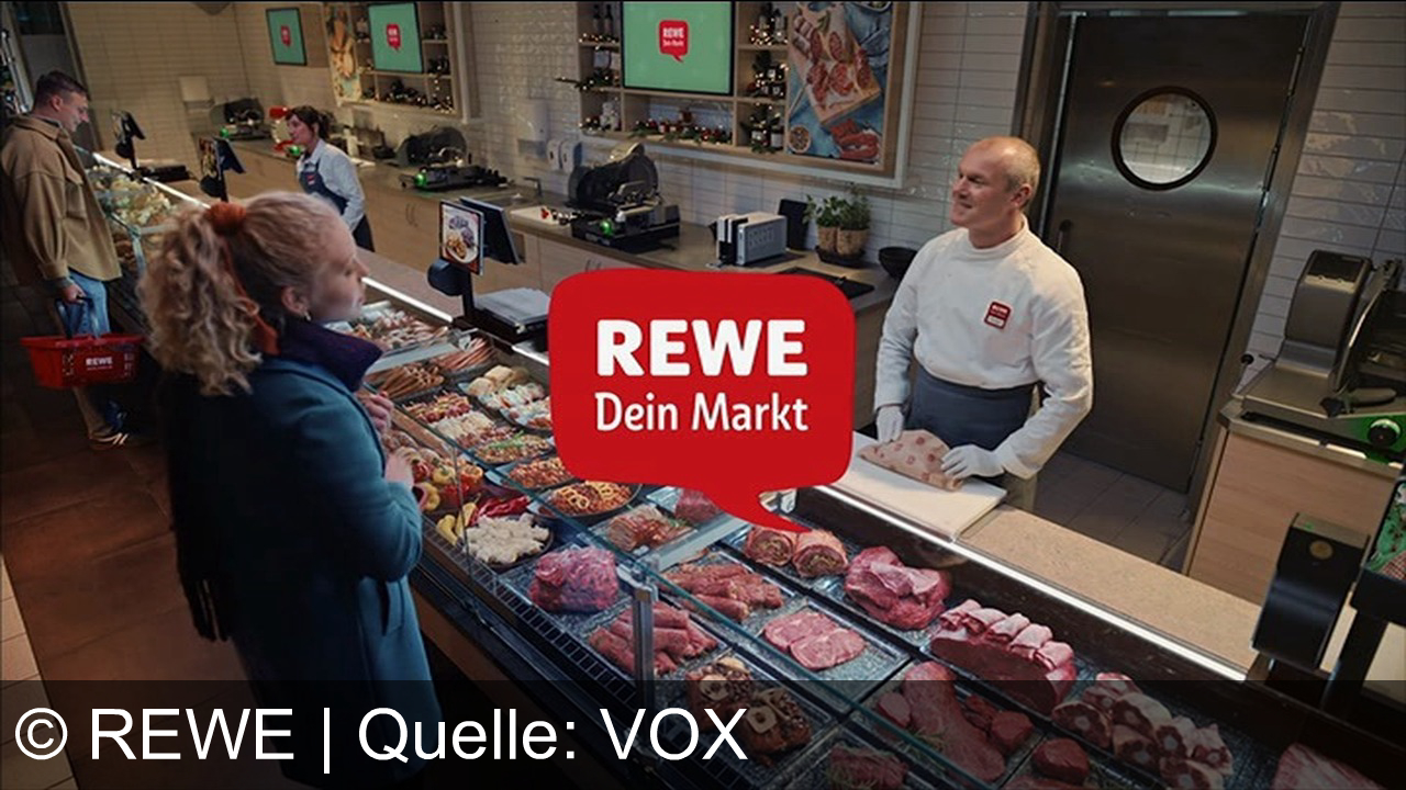 TV Werbung rewe - Erlebe die Weihnachtsstimmung zu Hause mit REWE: Wir feiern wie Du feierst! Genieße die größte Auswahl für dein Fest, ob leise zu zweit oder mit der ganzen Familie. REWE. Dein Markt.