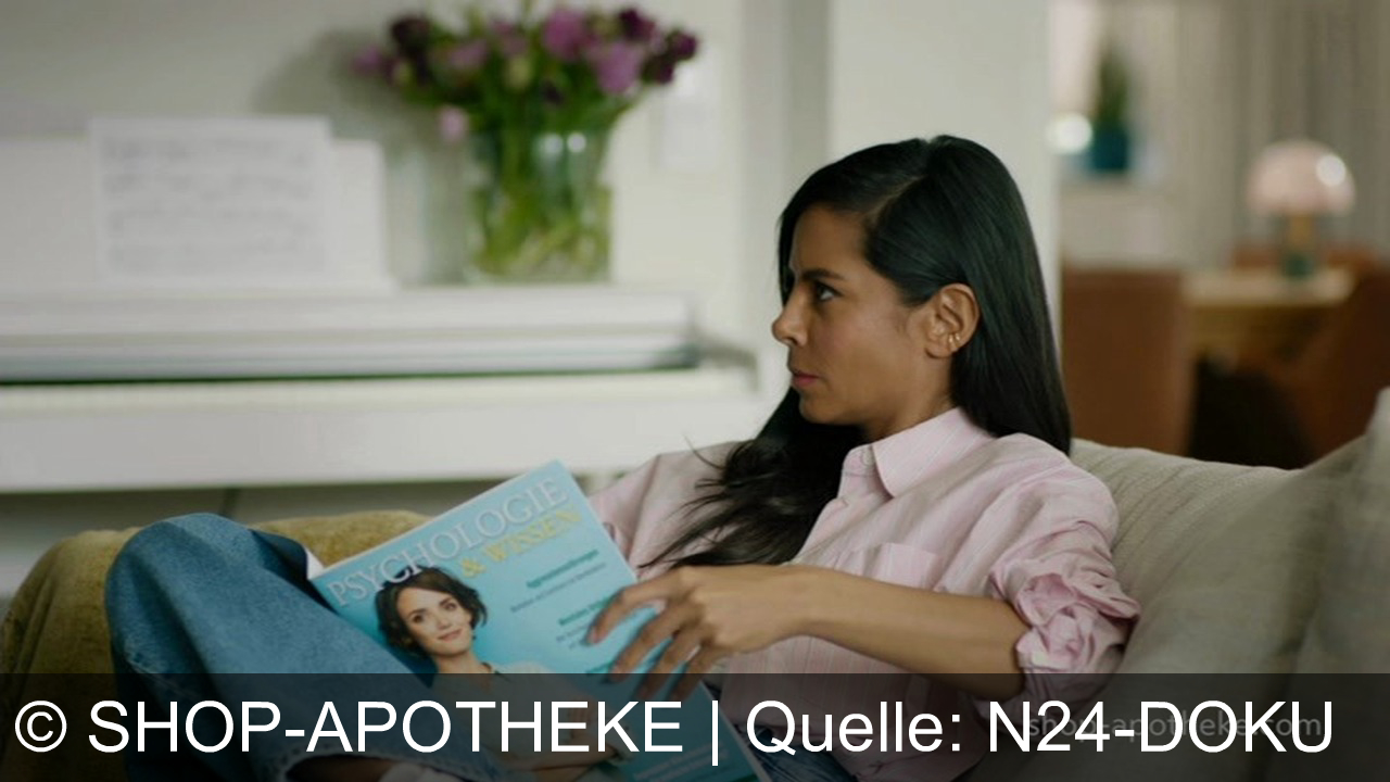 TV Werbung shop-apotheke - Shop Apotheke – E-Rezept einfach per App, schnell bestellt mit Karte! Gemeinsam bequem Medikamente online shoppen – jetzt die Shop Apotheke App runterladen! Mit süffisantem Seitenhieb von Mama ;)