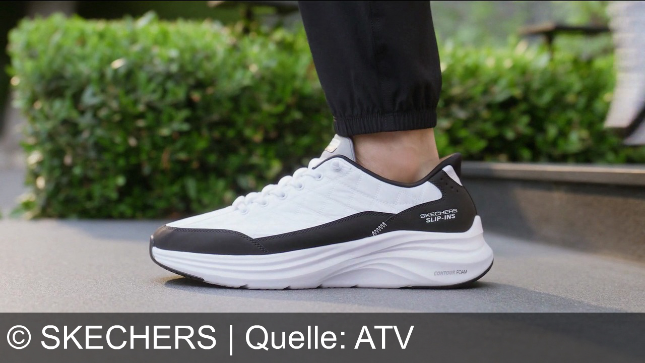 TV Werbung skechers - Skechers Slip-Ins Cozy Fit: Der weichste Sneaker. Einfach reinschlüpfen, bequem und hands-free.