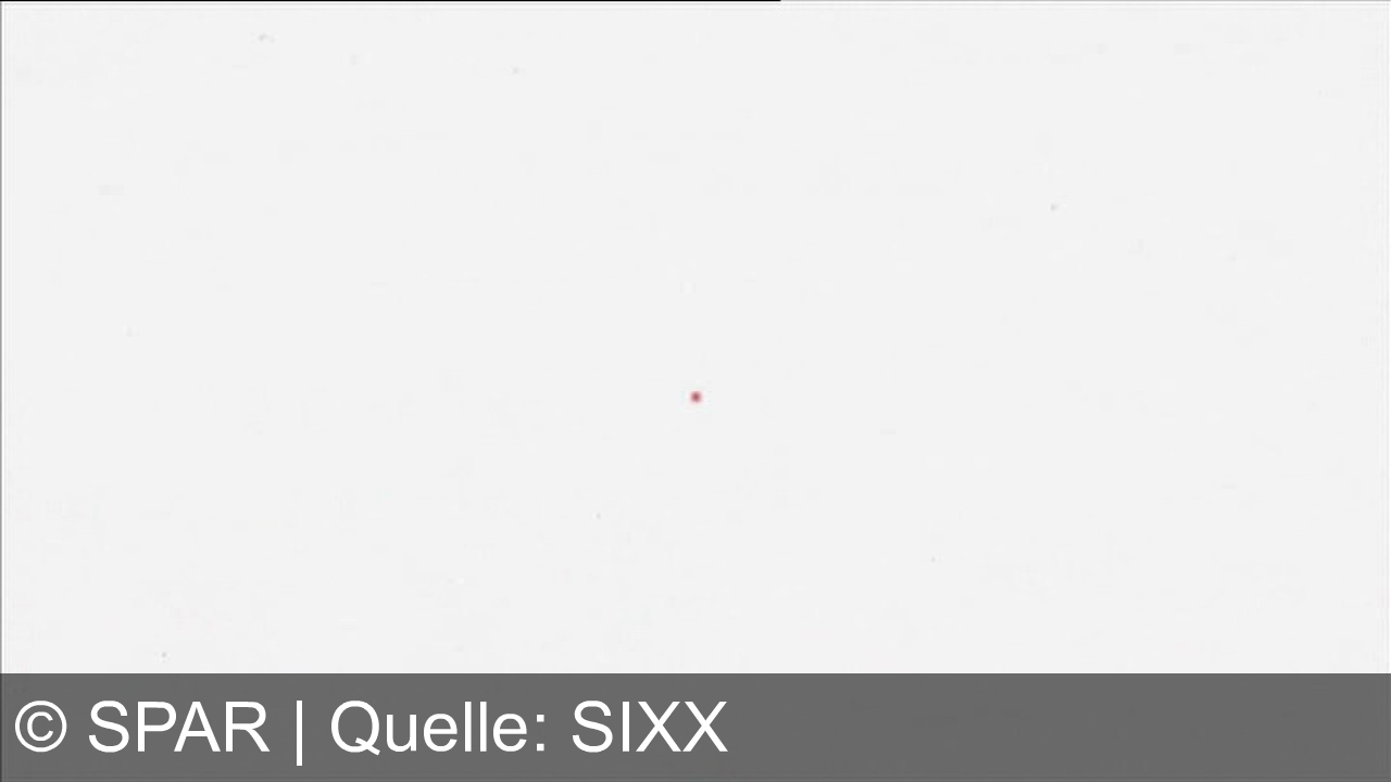 TV Werbung spar - Feiere wie Österreich: Genieße festliche Momente mit SPAR – jetzt 25 % auf alle Spar-Premium-Produkte, wie Prosciutto di Parma, edle Weine und Pralinen. SPAR – So schmeckt Familie!